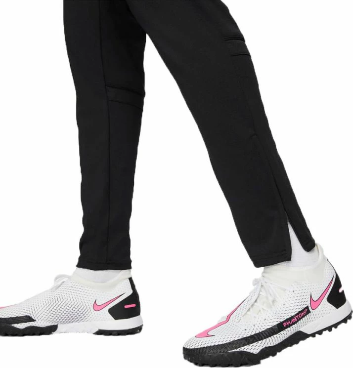 Pantallona për meshkuj Nike, të zeza