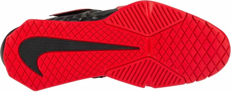 Atlete për meshkuj Nike, të zeza dhe të kuqe [Madhësia: 45.5]