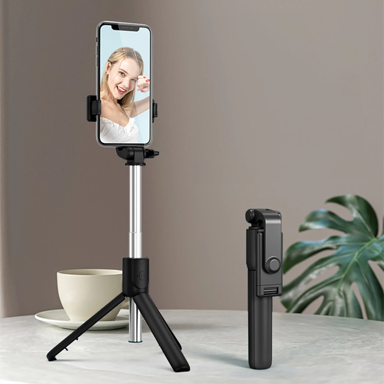 Selfie stick Hurtel WRY1S me tripod, për telefon, 67 cm, e zezë
