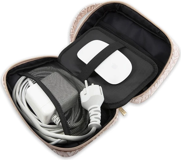 Çantë-organizer Guess GCube Stripe, 23.5x15.5x6.5cm, Rozë