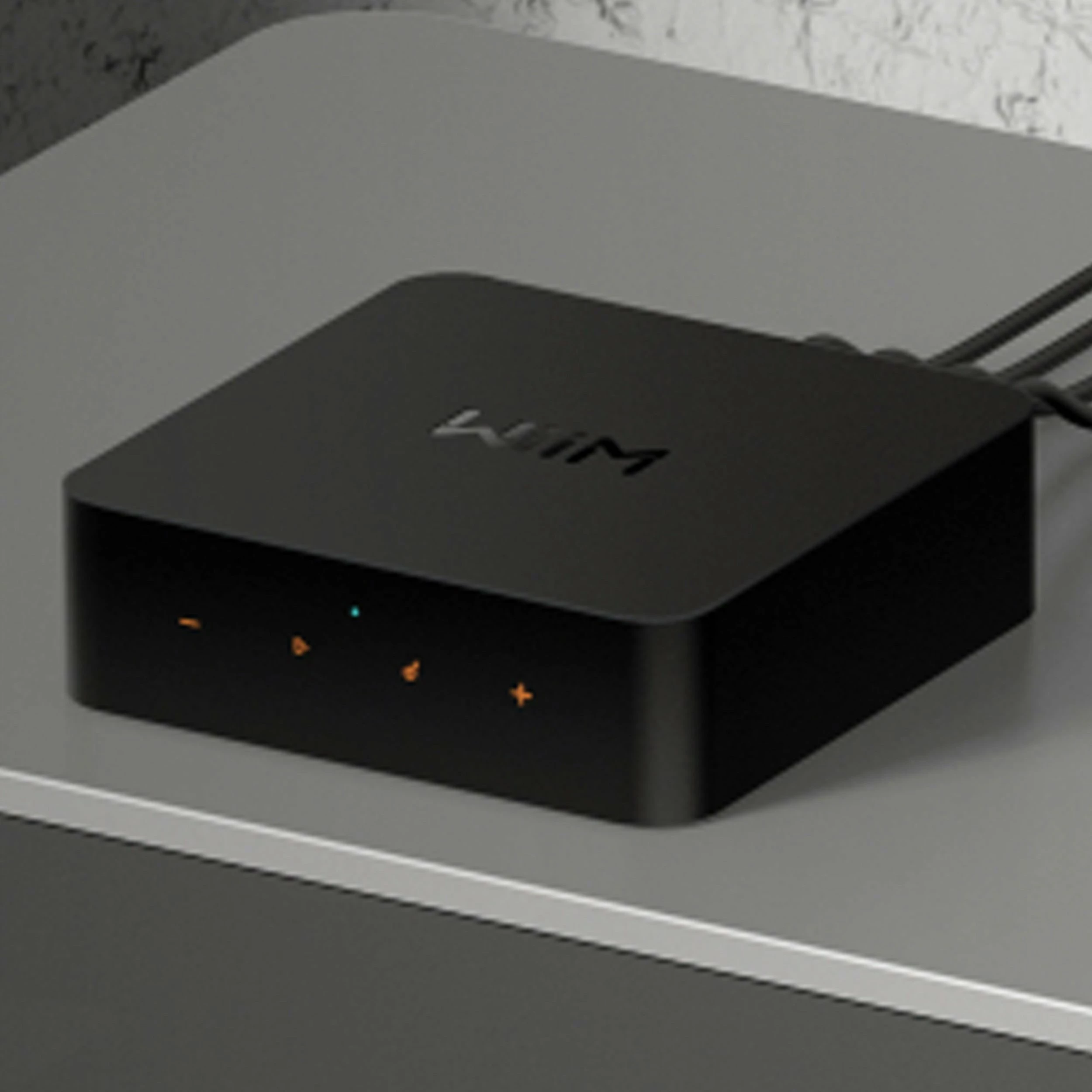 Streamer audio WiiM Pro Plus Roon Ready Hi-Res, Wi‑Fi/Bluetooth/Ethernet, i zi, me telekomandë