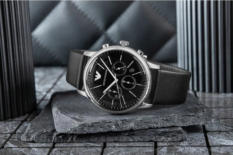 Orë dore meshkuj Emporio Armani Minimalist Chronograph AR11774, e zezë, me kuti
