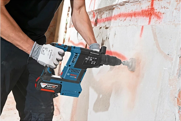 Çekiç elektrik Bosch GBH 18V-26F, brushless, 2x8Ah, SDS Plus, zi/kaltër/kuqe