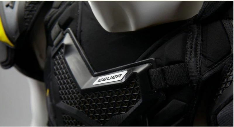 Mbrojtëse shpatullash për meshkuj Bauer, të zeza