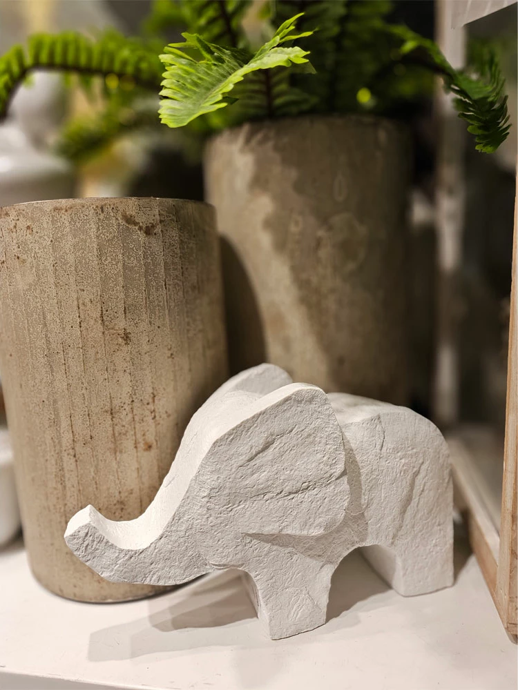 Dekor elefant Tofi, polirezine, i bardhë, 24x9x15cm