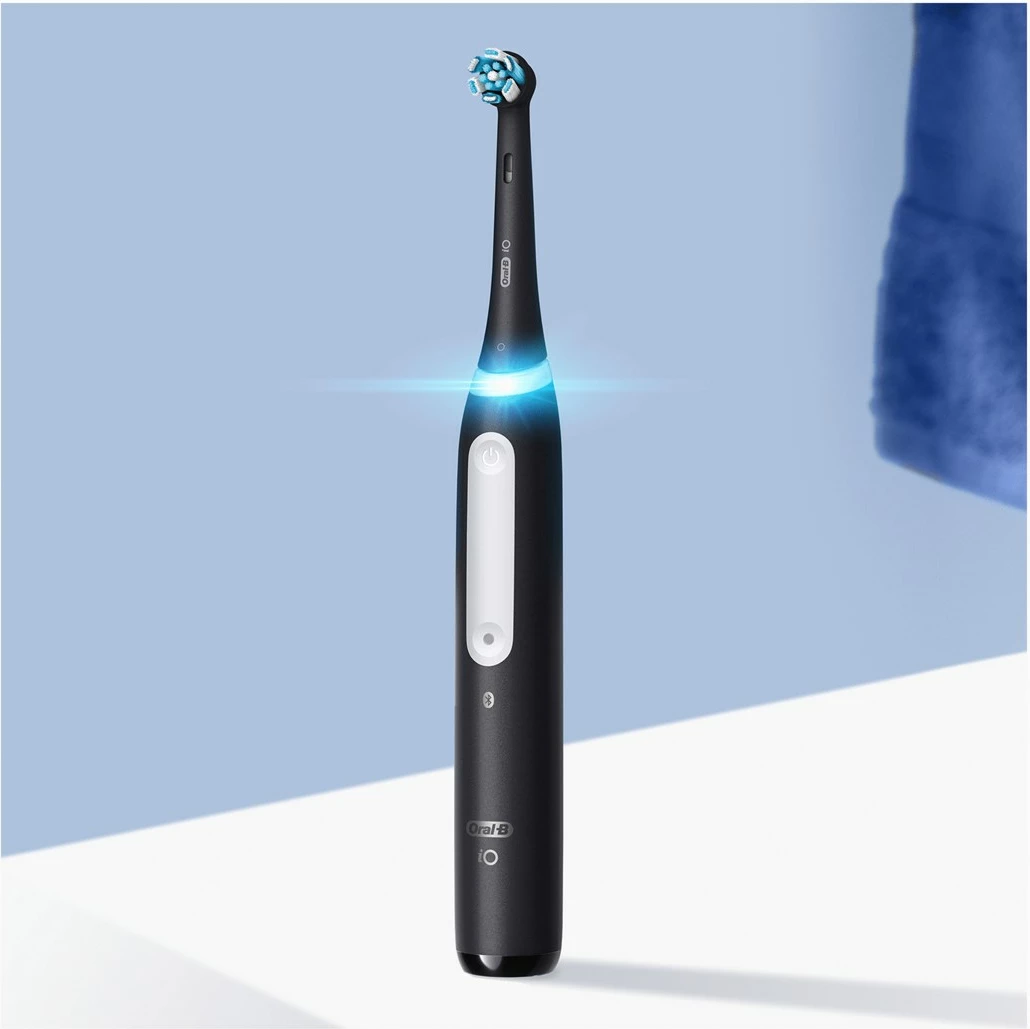 Furçë dhëmbësh elektrike Braun Oral-B iO 4, për të rritur, e zezë