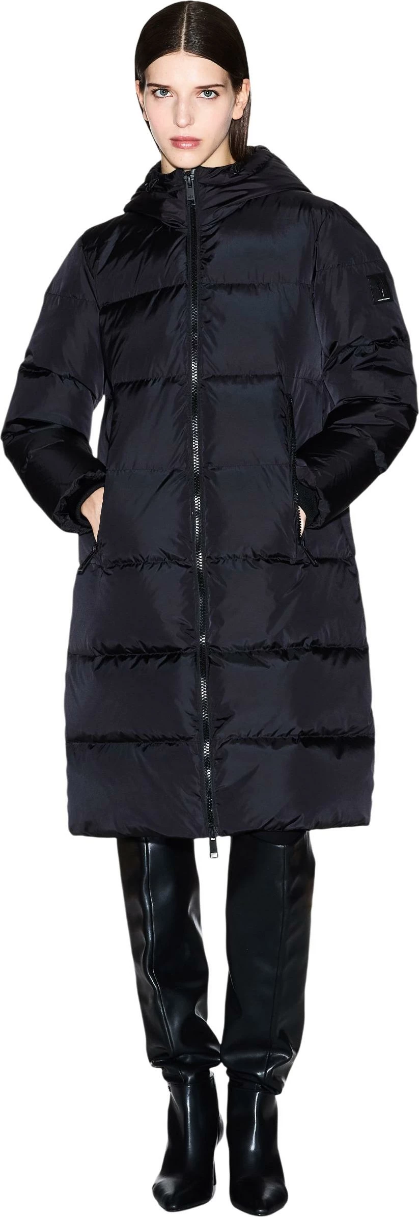 Jakne me pupla Armani Exchange XW000251 AF12286 për femra, e zezë
