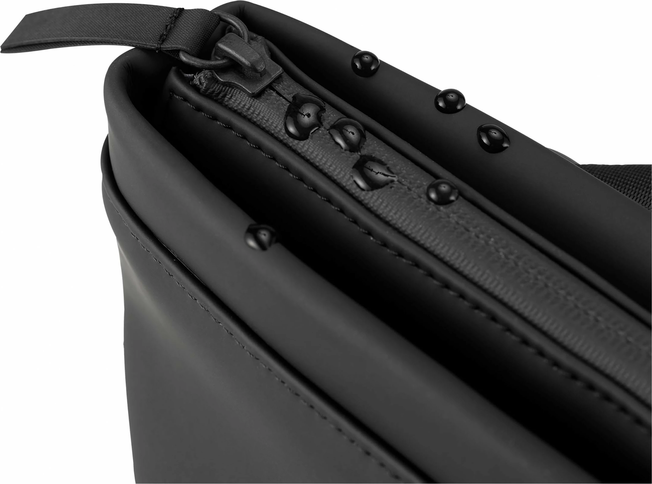 Çantë shpine ASUS Vigour 16", 40.6cm, minimalist, rezistente ndaj ujit, e zezë