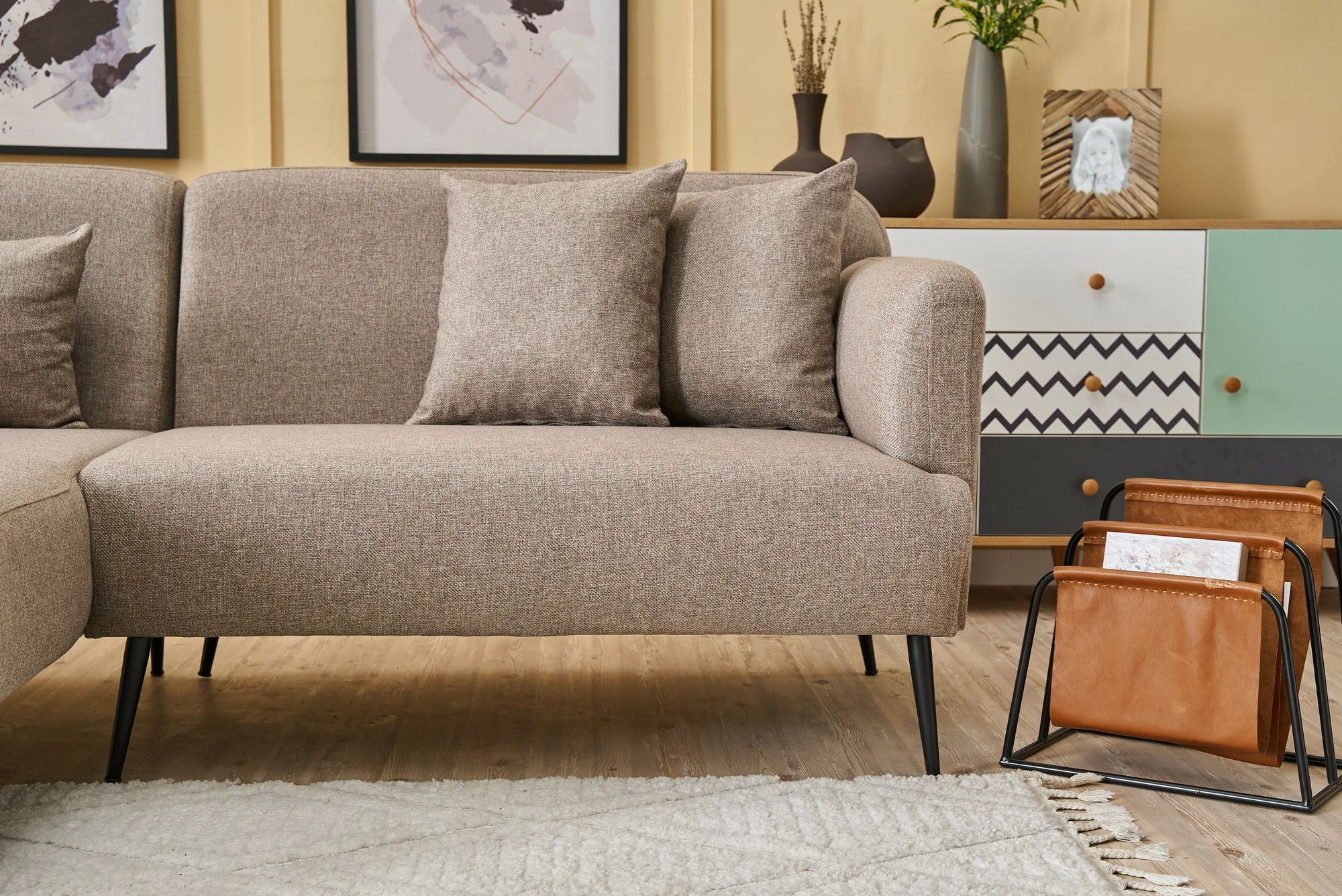 Këndare Atelier del Sofa, Revos majtas, ngjyrë kafe