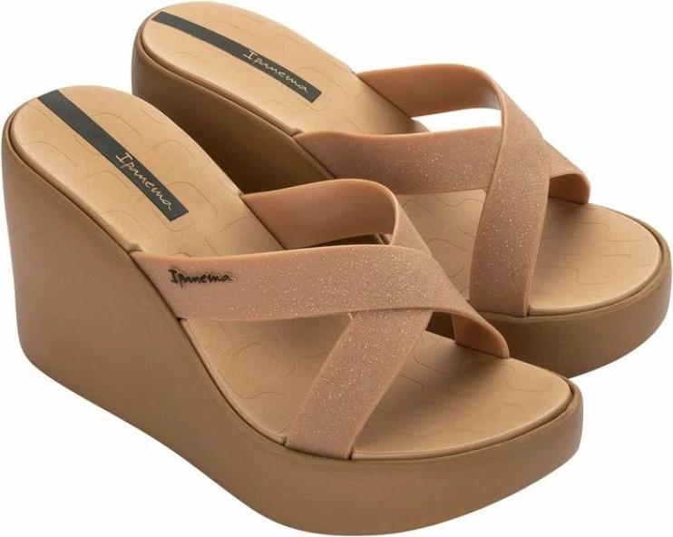 Papuqe për femra Ipanema, bezhë