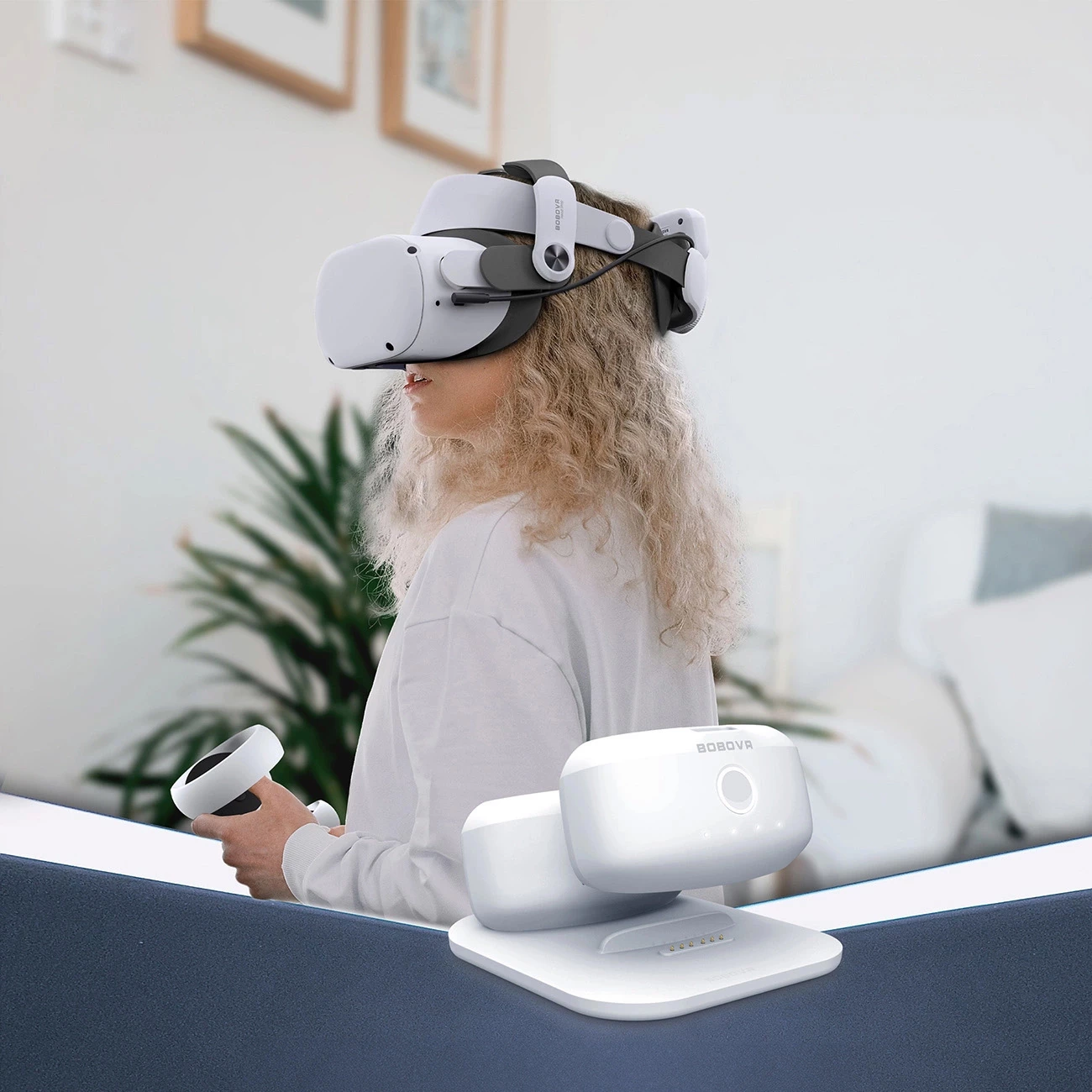 Stacion karikimi BoboVR BD2 me bateri B2, 5200 mAh, për pajisje VR, Bardhë