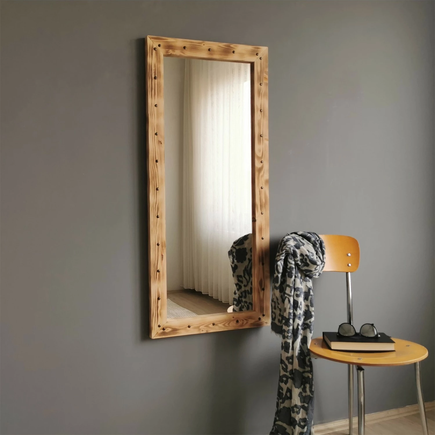 Pasqyrë prej druri, ngjyrë arre, Hanah Home, Z50110ES, 50x110cm