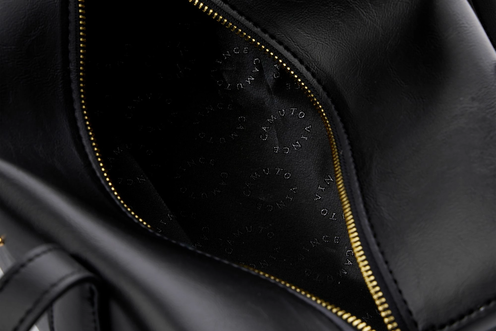 Çantë krahu, ngjyrë e zezë, Vince Camuto Liguria