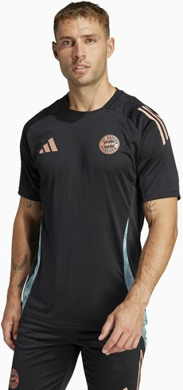 Maicë për meshkuj adidas, e zezë