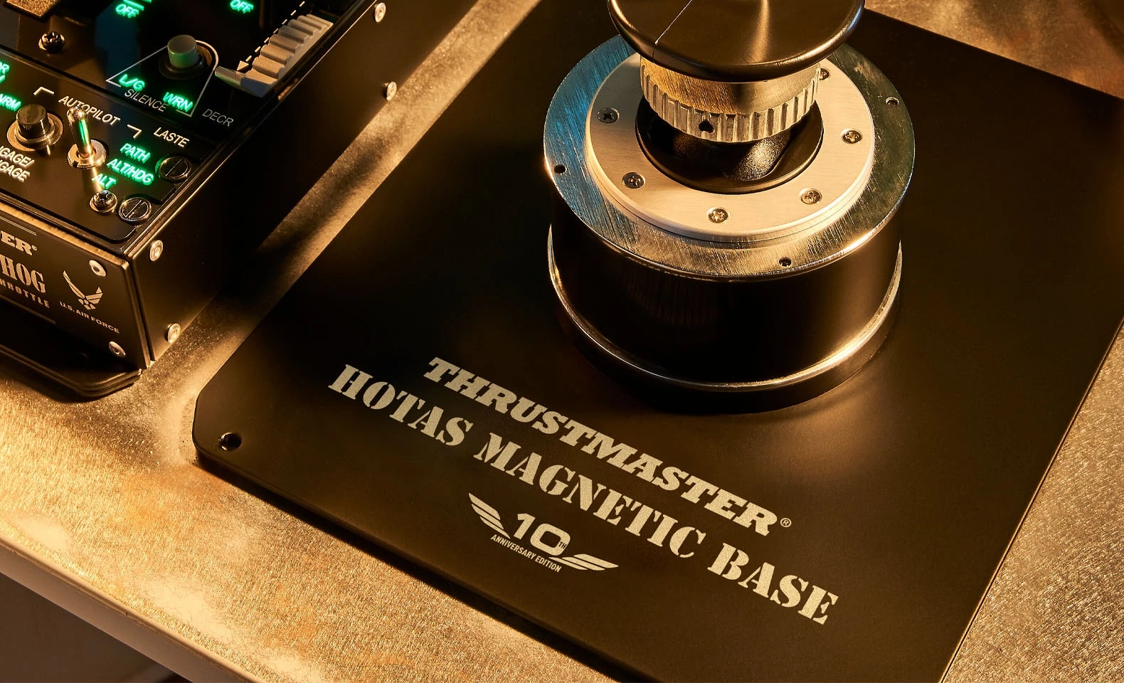 Bazë magnetike HOTAS Thrustmaster TM HOTAS Magnetic Base (WW Version), e zezë