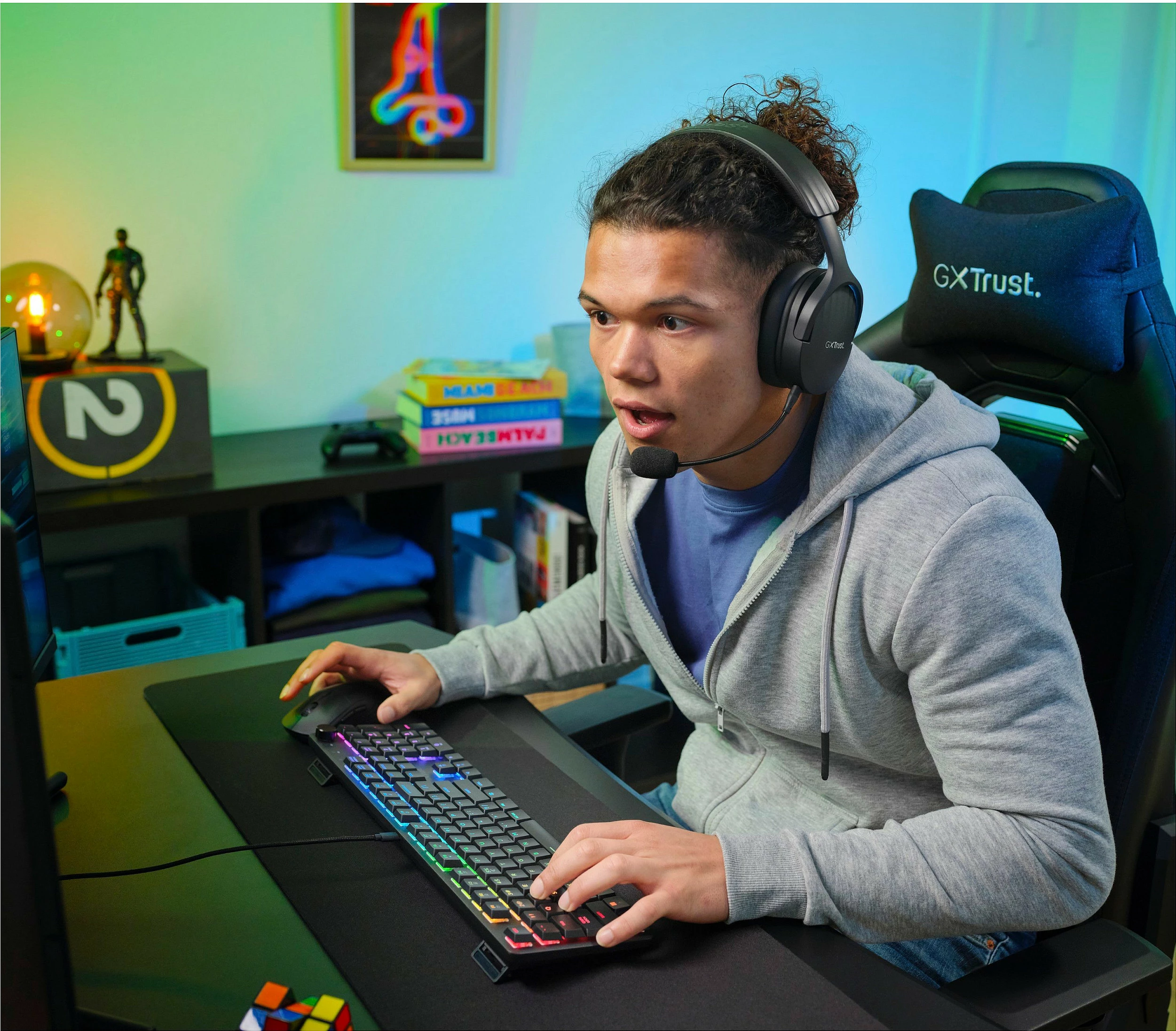 Tastierë mekanike gaming Trust GXT 866 Torix, USB, QWERTZ, RGB LED, full-size, e zezë