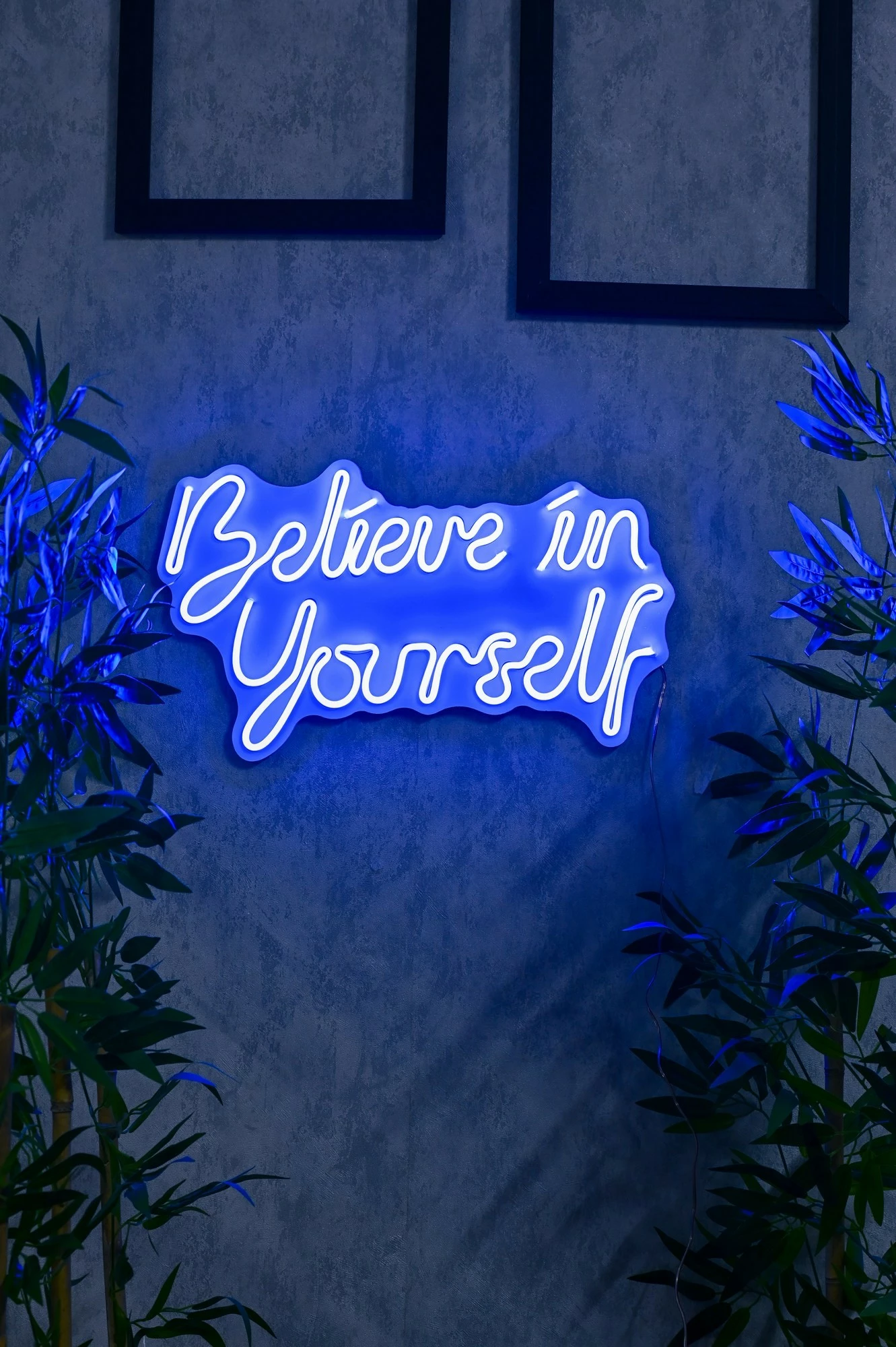 Dekor dritash LED plastike, 'Believe in Yourself', ngjyrë kaltër