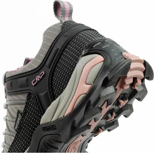 Atlete trekking për femra CMP, të zeza