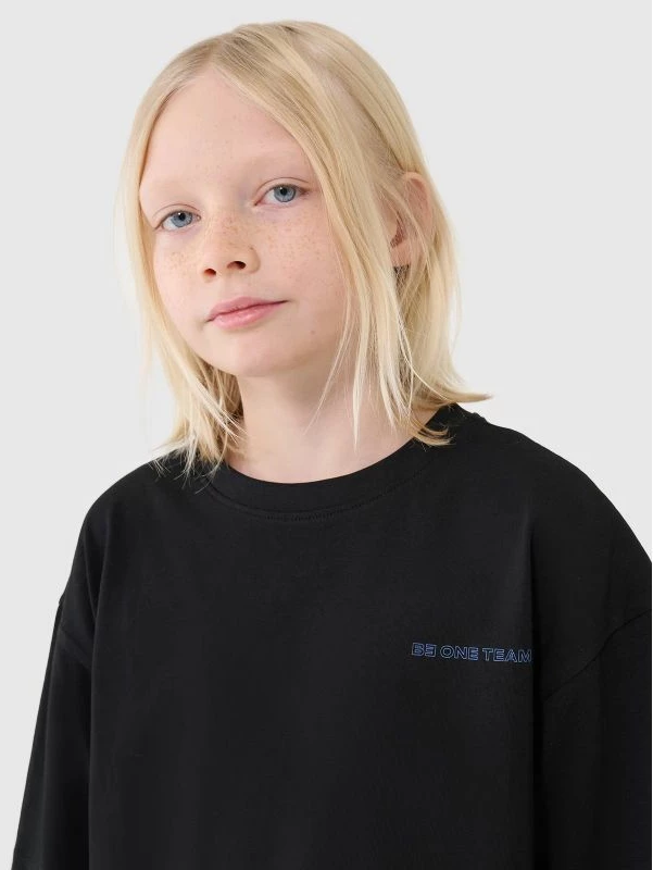 Maicë për djem 4f, oversize