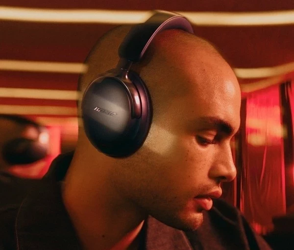 Kufje BOSE QuietComfort Ultra gjenerata 2, wireless, Bluetooth, të zeza
