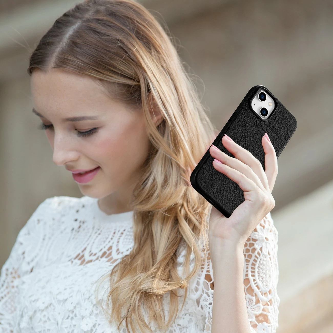 Mbështjellës iCarer Litchi Premium lëkurë për iPhone 14 Plus me MagSafe, i zi