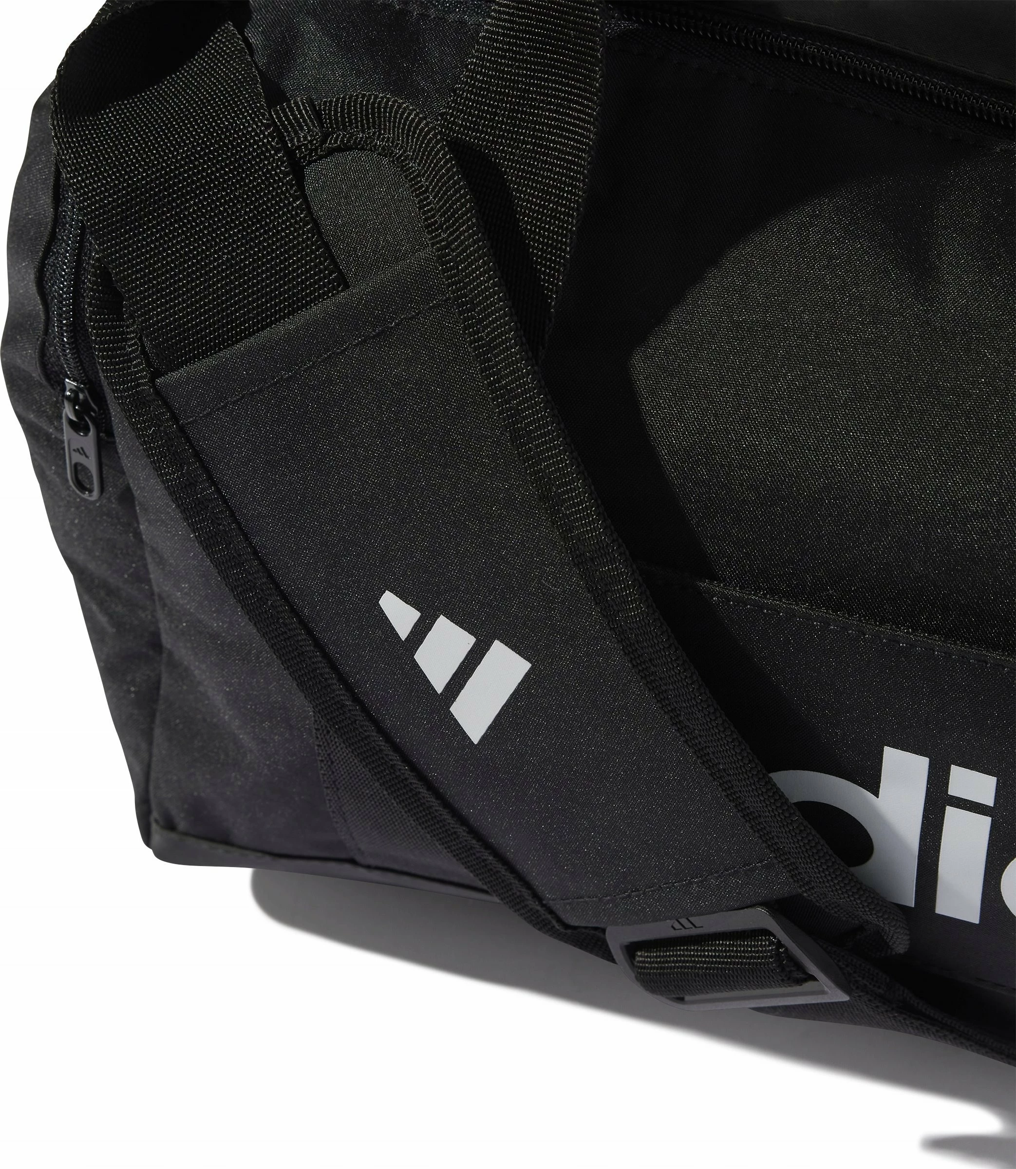 Çantë sportive Adidas Linear Duffel XS JE8347 12.5L, e zezë