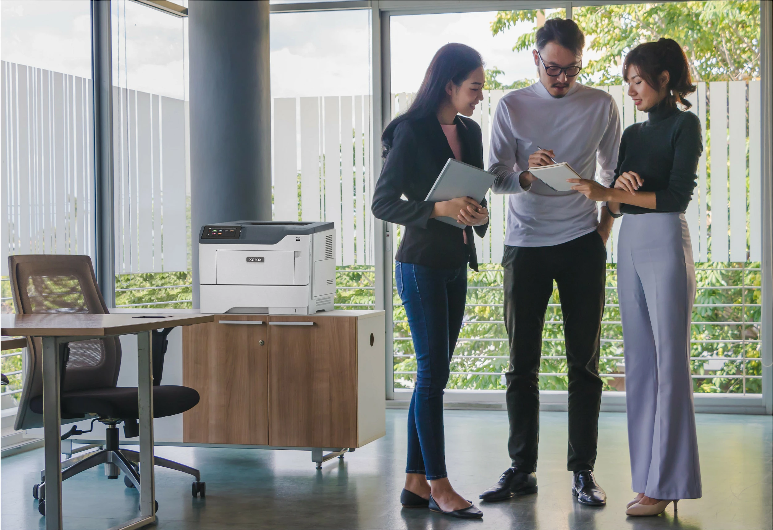 Printer laser Xerox B410, A4, 47ppm, duplex, 2 tabaka 650 fletë, 1200 x 2400 DPI, Ethernet, bardhë/gri