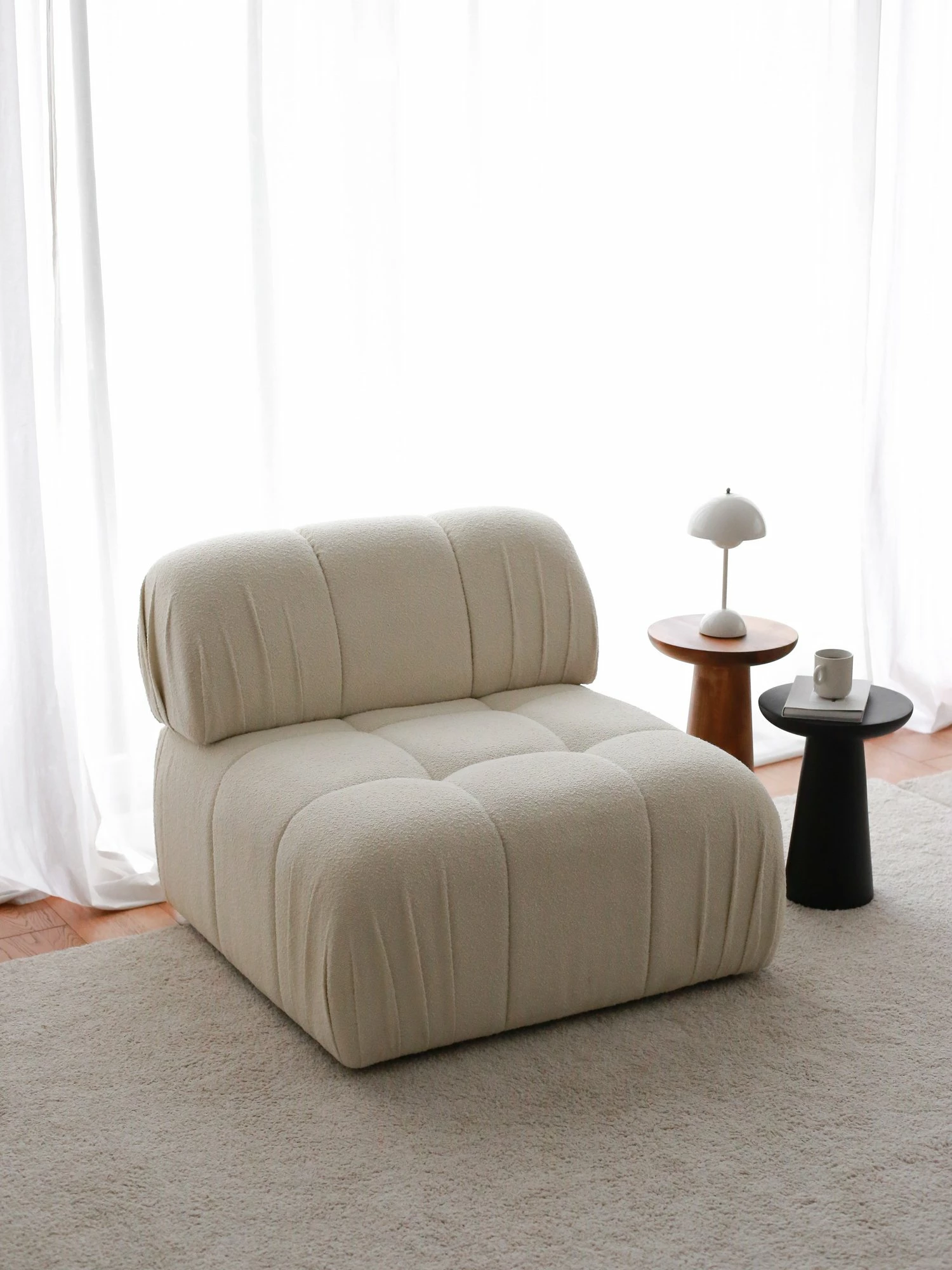 Karrige Wing Atelier del Sofa, e bardhë