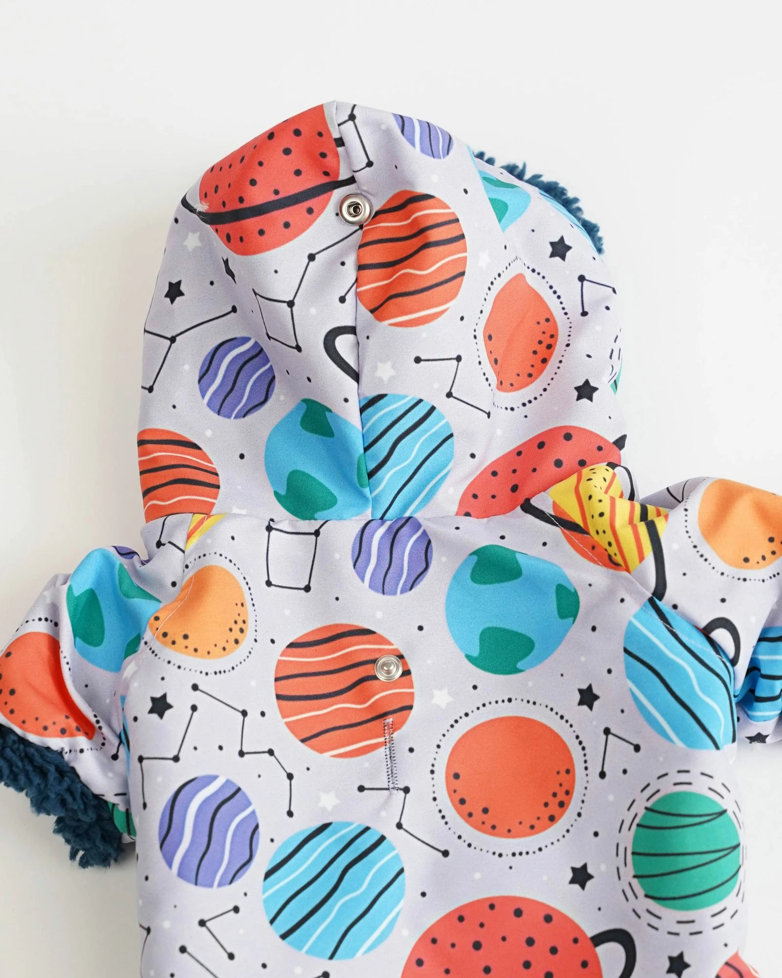 Hudi për qen, Galaxy Raincoat, shumëngjyrëshe, Paws & Whiskers