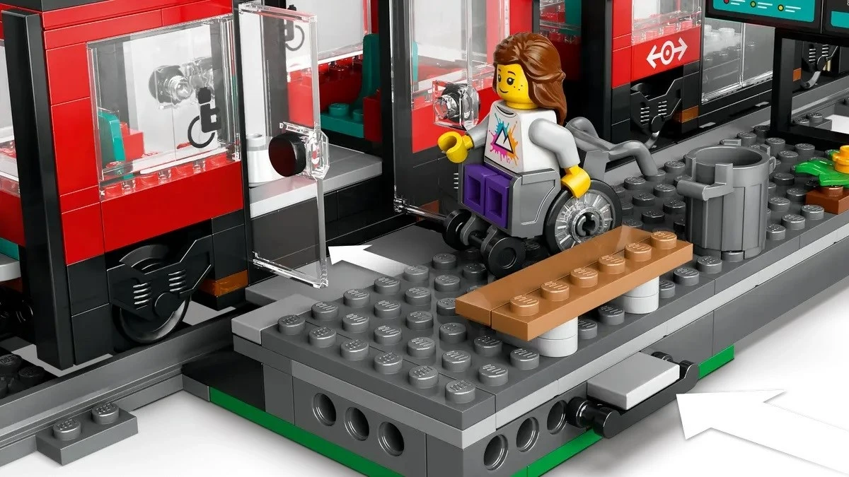 Set LEGO CITY 60423 Downtown Streetcar and Station