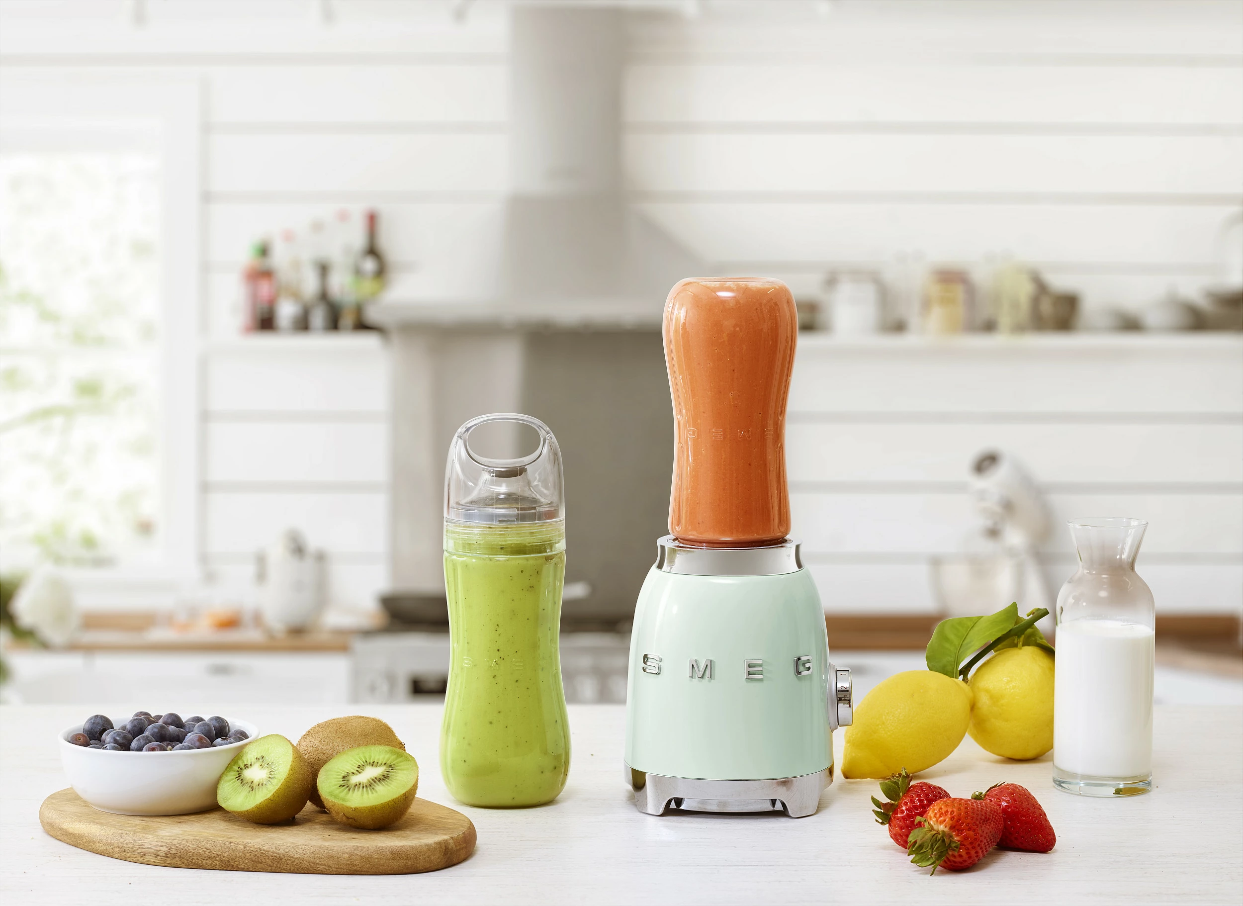Blender tavoline SMEG PBF01PGEU, 0.6L, 300W, jeshil