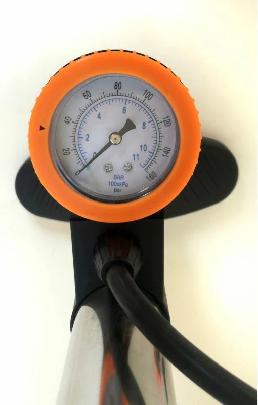 Pompa për topa Yakimasport, e zezë