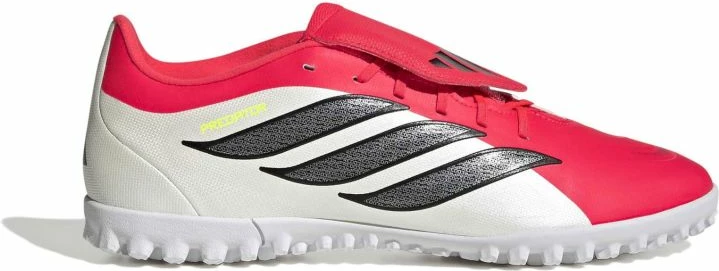 Atlete futbolli adidas, pa ngjyrë të caktuar