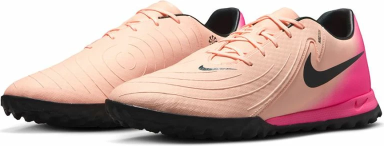 Atlete futbolli Nike, portokalli [Madhësia: 42]