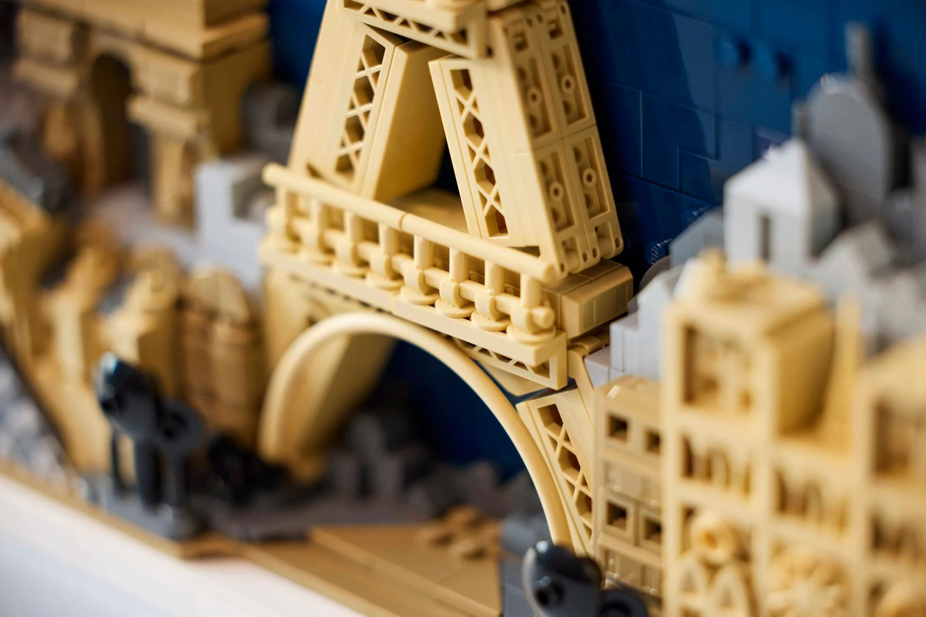 Set LEGO Architecture Paris – City of Love 21064, 958 copë