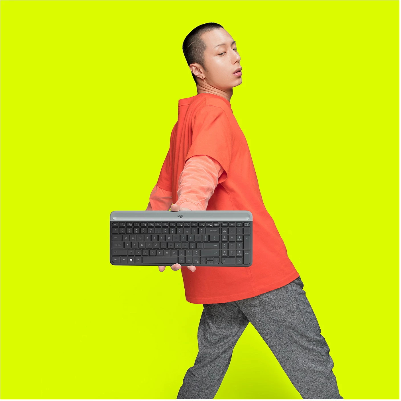 Set tastierë dhe maus wireless Logitech Slim, i zi