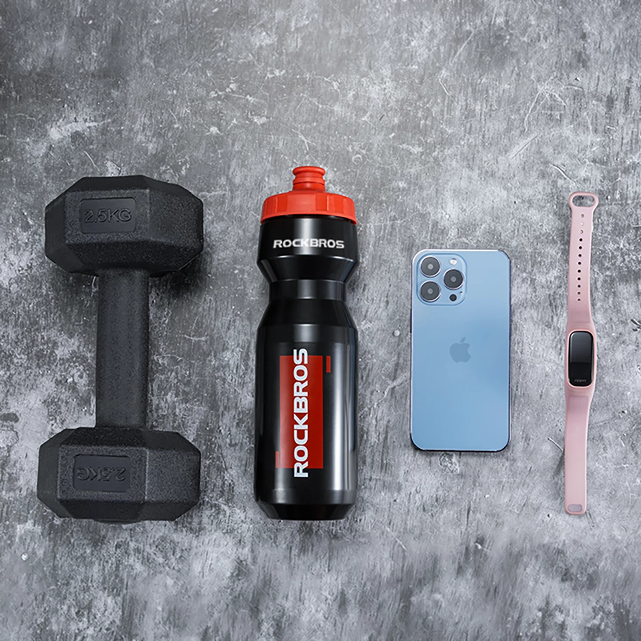 Shishe uji për biçikletë Rockbros Sports Bottle 750 ml, PP, me grykë silikoni, e zezë transparente me grykë të kuqe