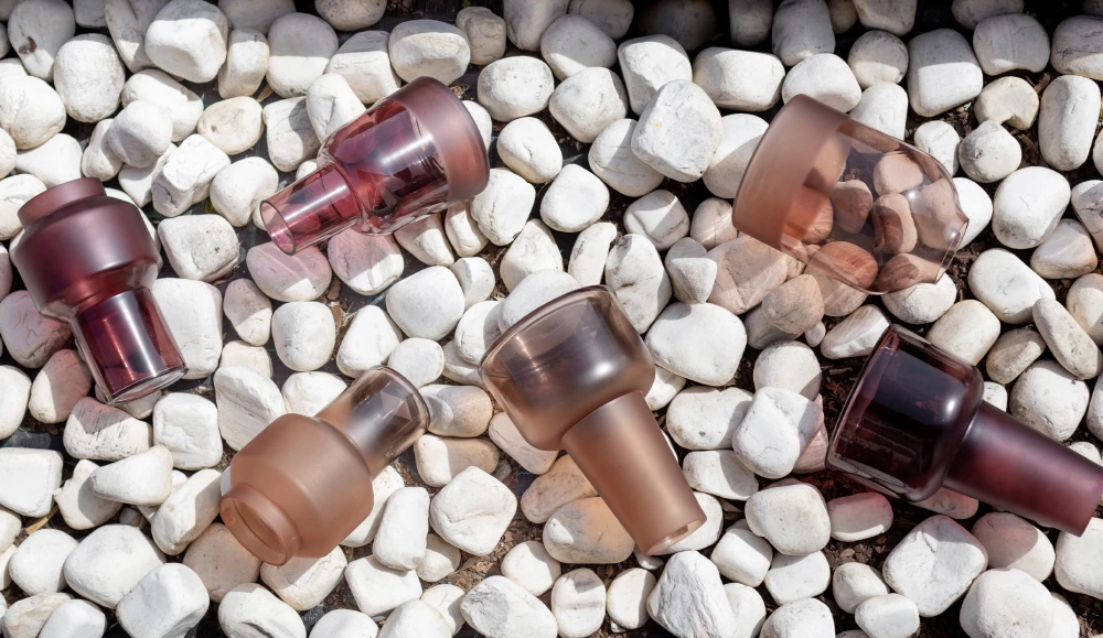 Vazo ZEME, qelq, ngjyrë bordo, 18x18x28cm