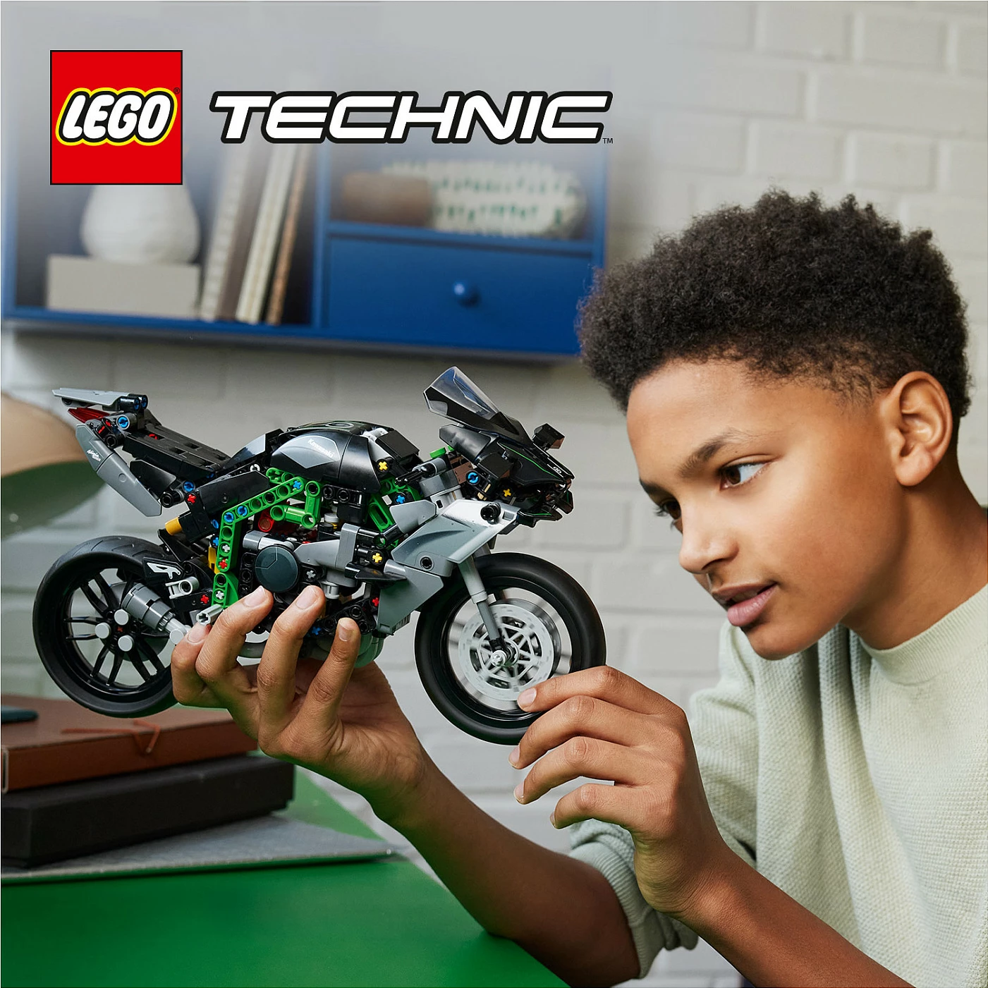 Set ndërtimi LEGO Technic Kawasaki Ninja H2R, 643 pjesë, shumëngjyrësh