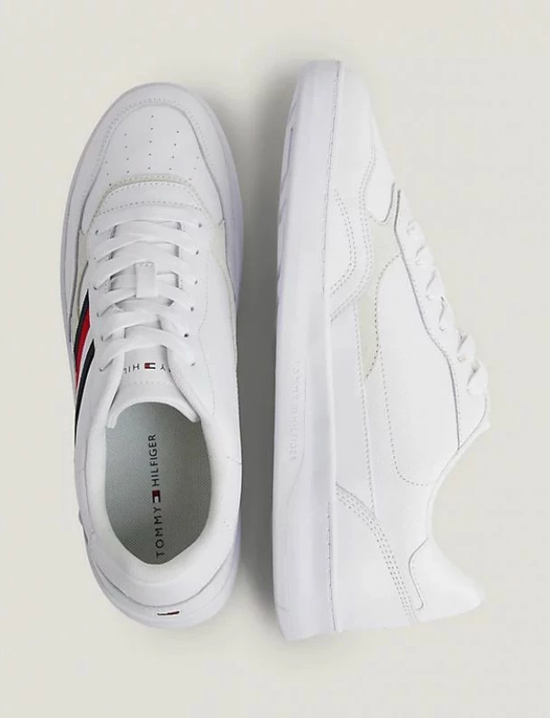 Këpucë Tommy Hilfiger për meshkuj, të bardha