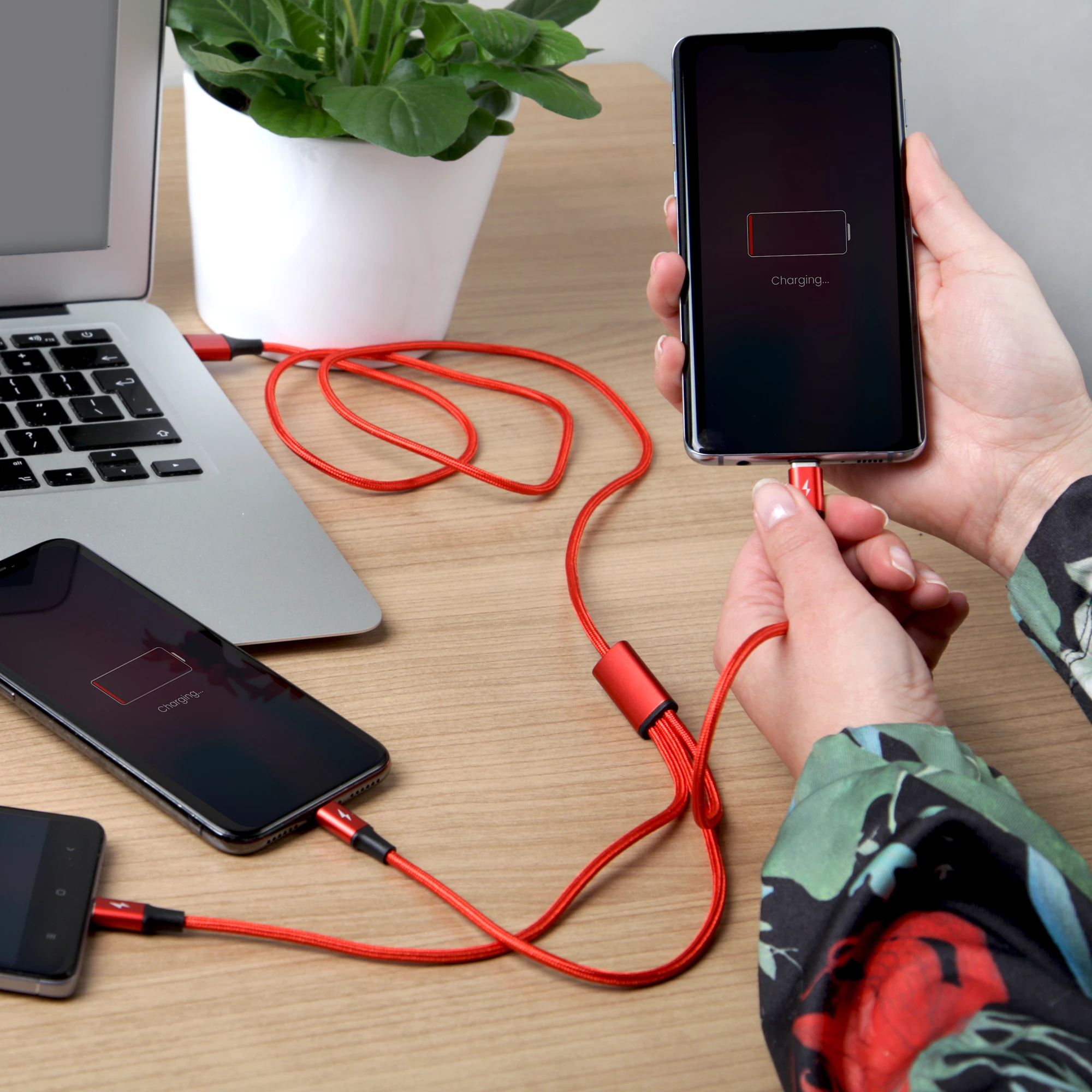 Kabllo karikimi USB-A në USB-C/MicroUSB/Lightning Unitek C4049RD 1.2 m 3A, e kuqe
