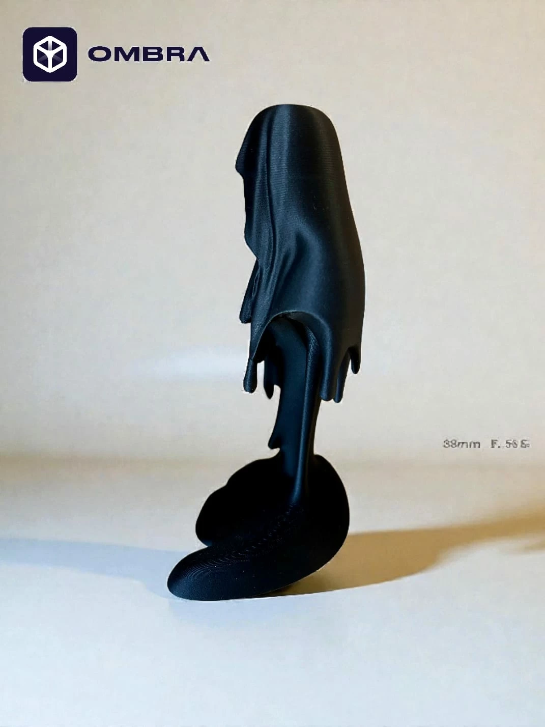 Dekor në Formë Skulpture (Black Death Halloween) - e zezë