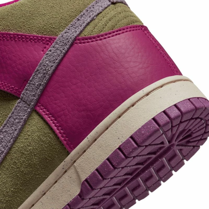 Atlete për femra Nike Dunk High, ngjyrë vjollcë dhe kafe [Madhësia: 40.5]