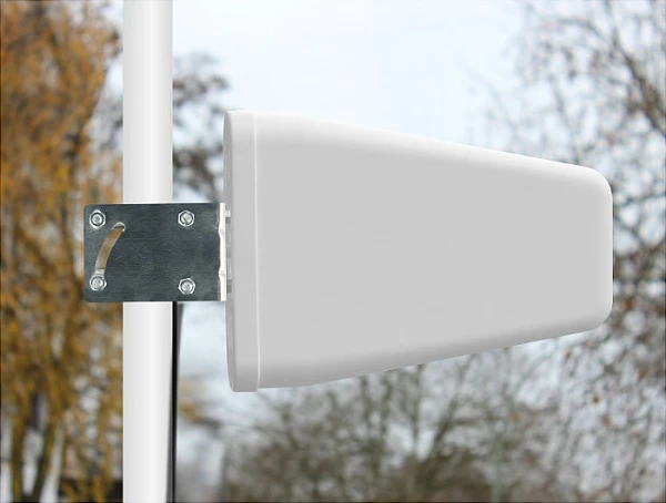 Antena LTE DeLOCK, SMA, 7–9 dBi, kabllo RG-58 5 m, e jashtme, e bardhë