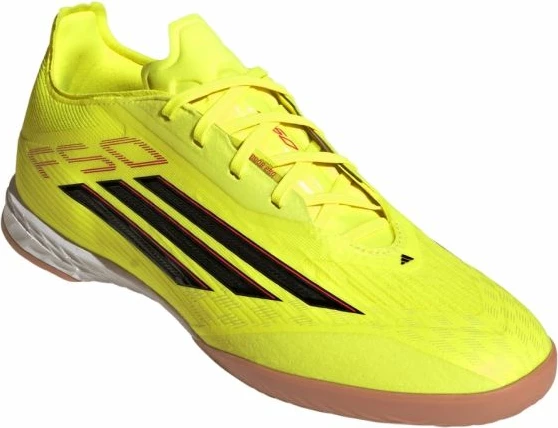 Atlete futbolli adidas, pa ngjyrë të specifikuar [Madhësia: 41 1/3]