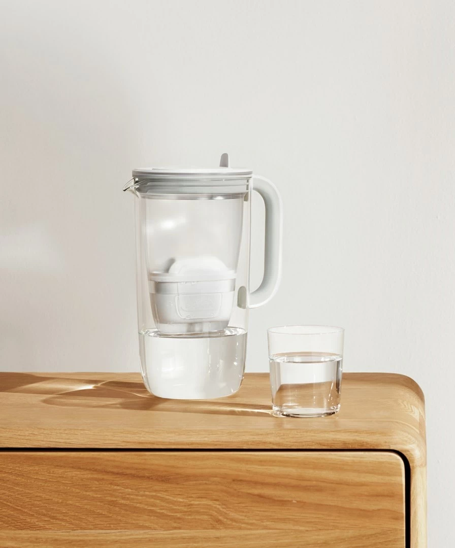 Ibrik filtruese uji BRITA Glass me filtër Maxtra Pro PP, 2.5L, Transparent/Gri