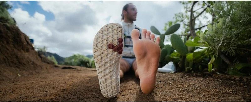 Këpucë për meshkuj Vivobarefoot, obsidian/white [Madhësia: 43]