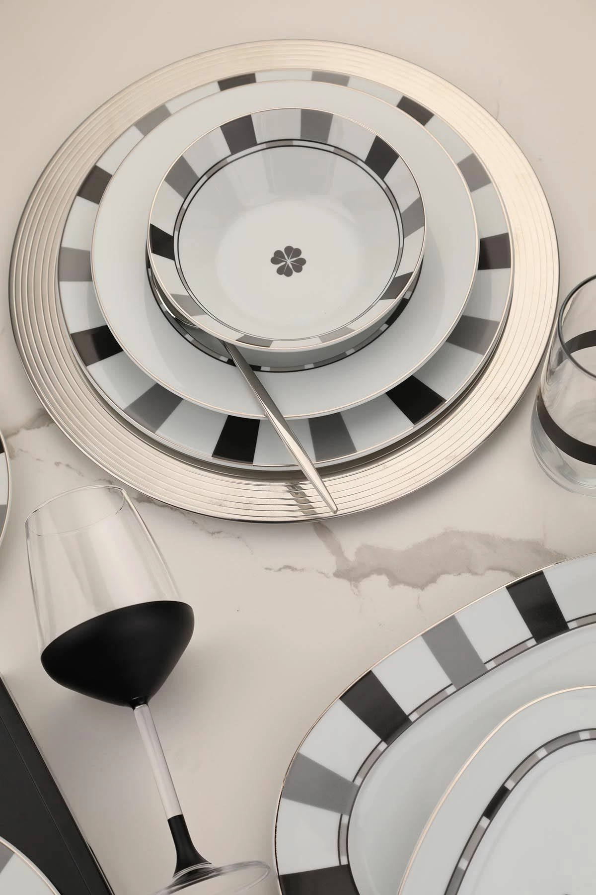 Set enësh për drekë, 27 copë, Hermia Concept, LB27YT43012688