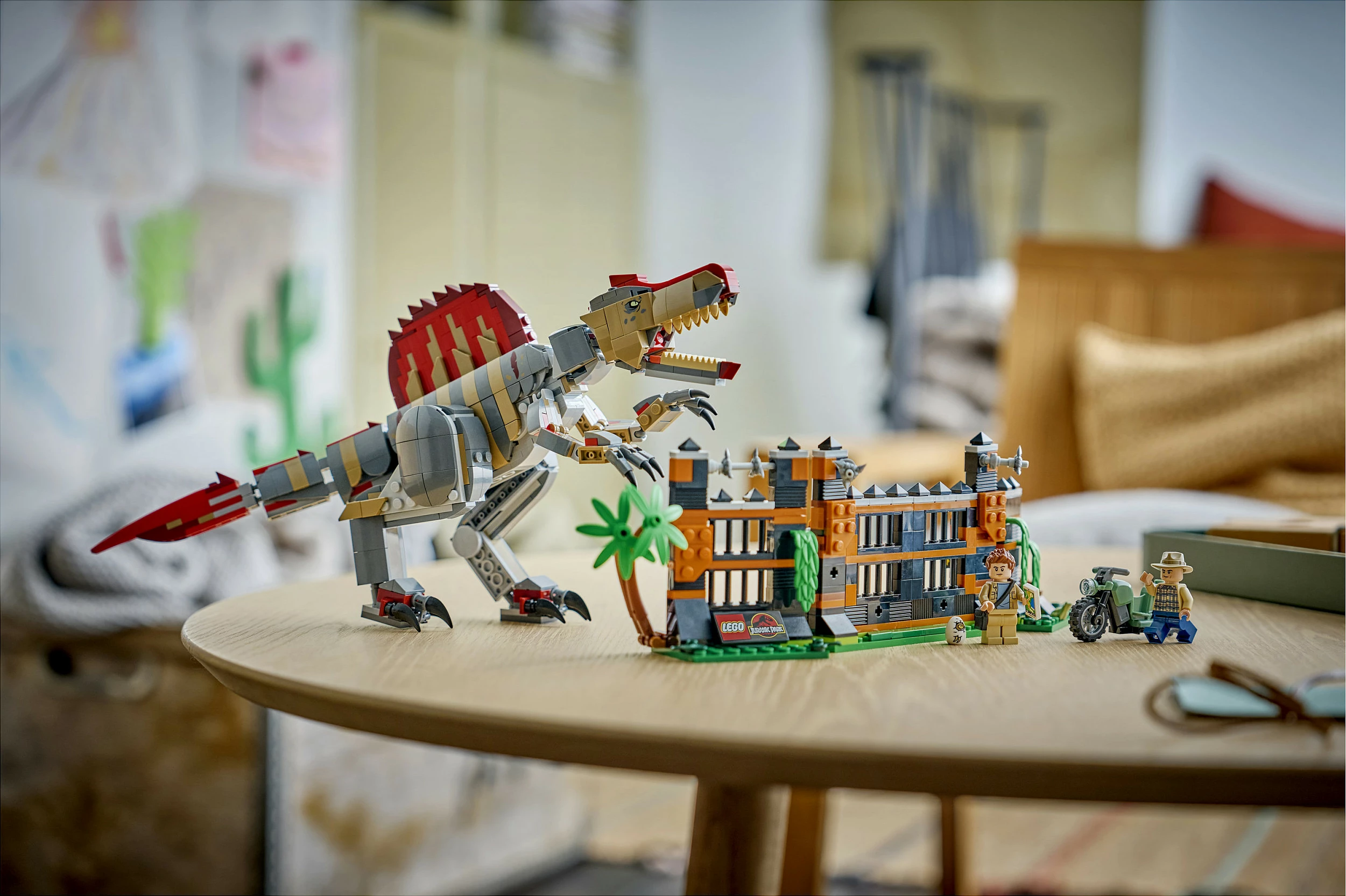 Set LEGO Jurassic World 77982 Spinosaurus Escape, 820 copë, 9+