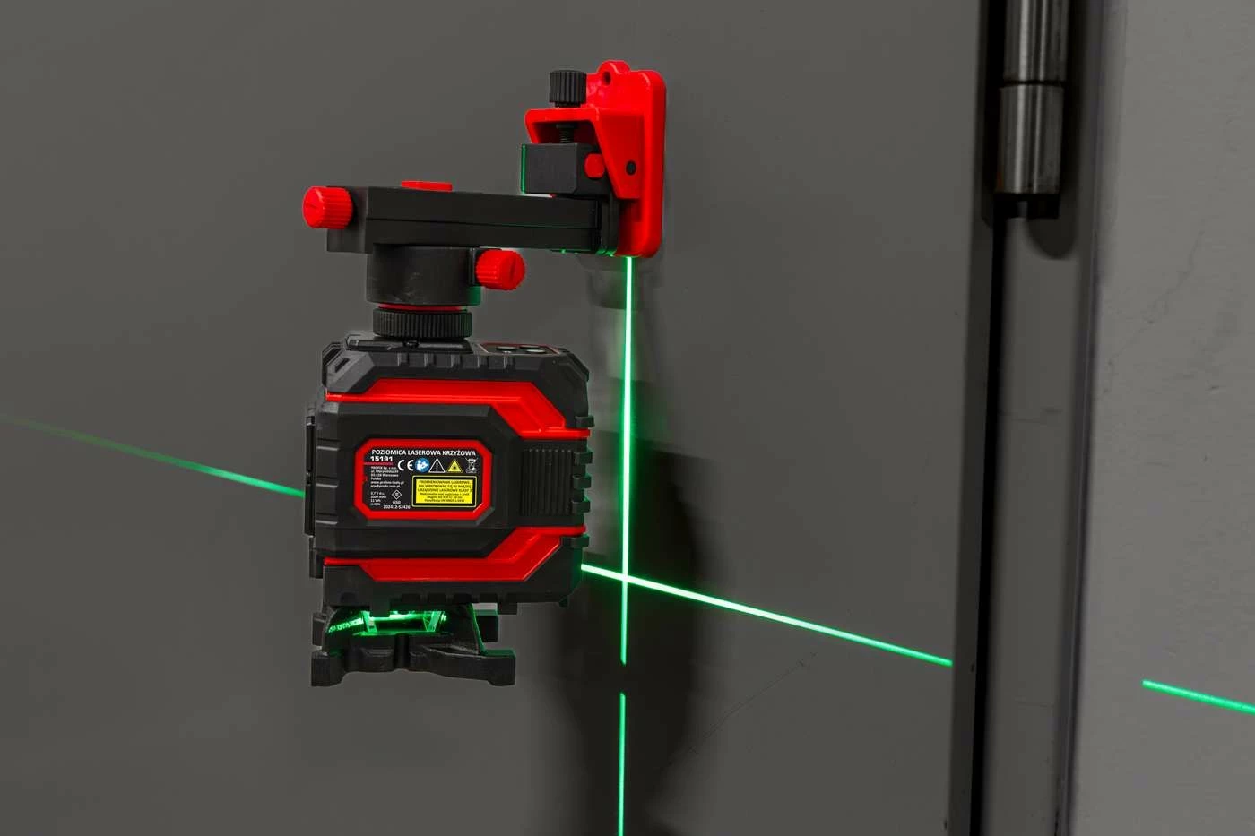 Nivel laser Proline 15191 360°, 2 rreze, 25 m, rreze jeshile, set me aksesorë